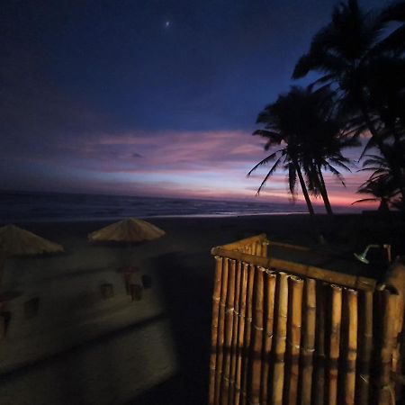 Bungalows La Perla Playa Azul Luaran gambar